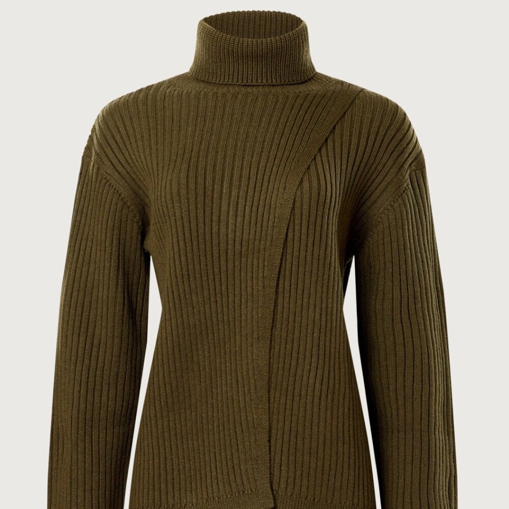 Asymmetrical Sweater - Picture 5 of 5